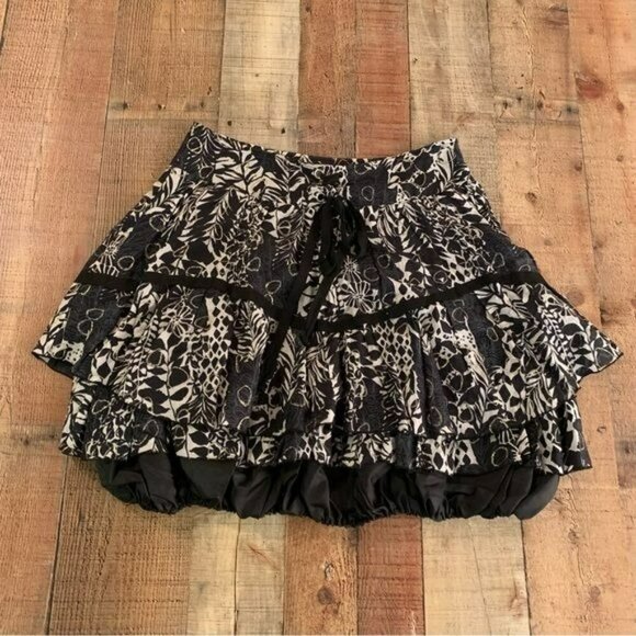 Alberto Malaki silk ruffle mini skirt with bubble underlay navy and silver 8 - Picture 1 of 9